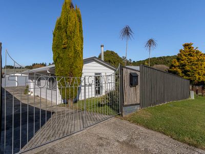 5 Hookway Grove, Paraparaumu