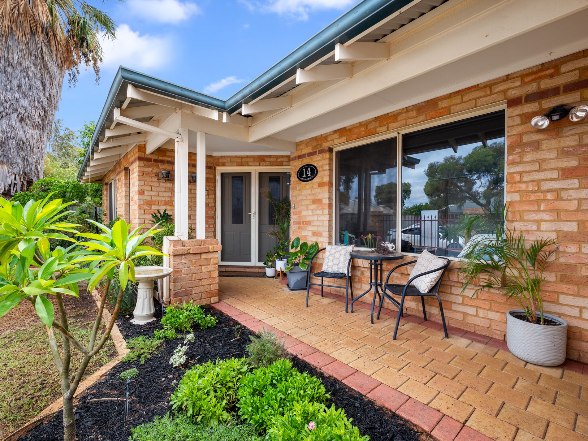 14 Butterfly Street, Piccadilly