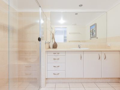 9 / 42 Thomson Street, Tweed Heads