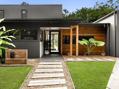 133 Kingfisher Crescent, Palmview
