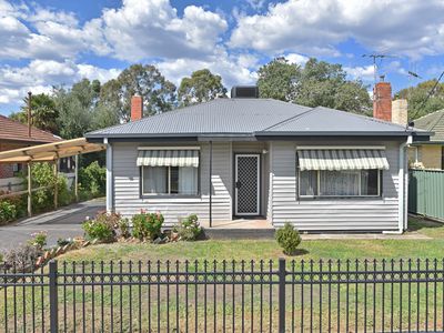 8 Neil Street, Kangaroo Flat