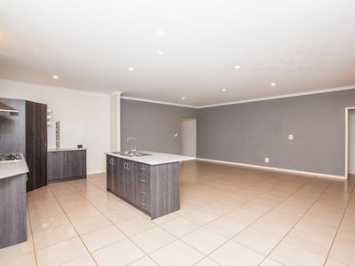 25 Huxtable Crescent, South Hedland