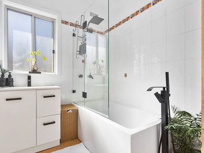 12 First Avenue North, Warrawong