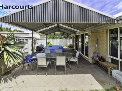 11 ARUM CORNER, Glen Iris