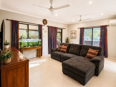 9 Compass Court, Woodroffe