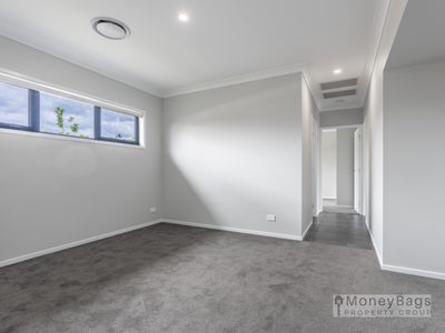 1 Cooper Crescent, Jimboomba