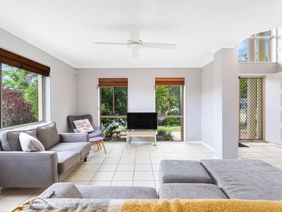 8 Dapples Court, Burleigh Heads