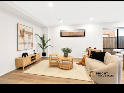 12 Bronze Leaf Walk, Narre Warren South