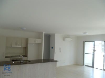913 / 8 Win Street, Eight Mile Plains