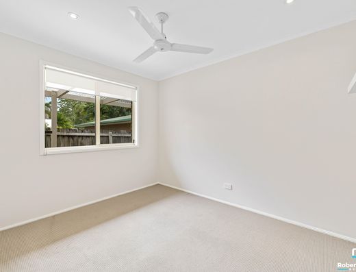 A 3 Bedroom Home PLUS Bonus Room in The Parklands Estate  image 10