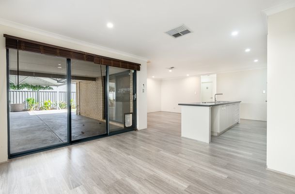 15 Jitarning Brace, Baldivis