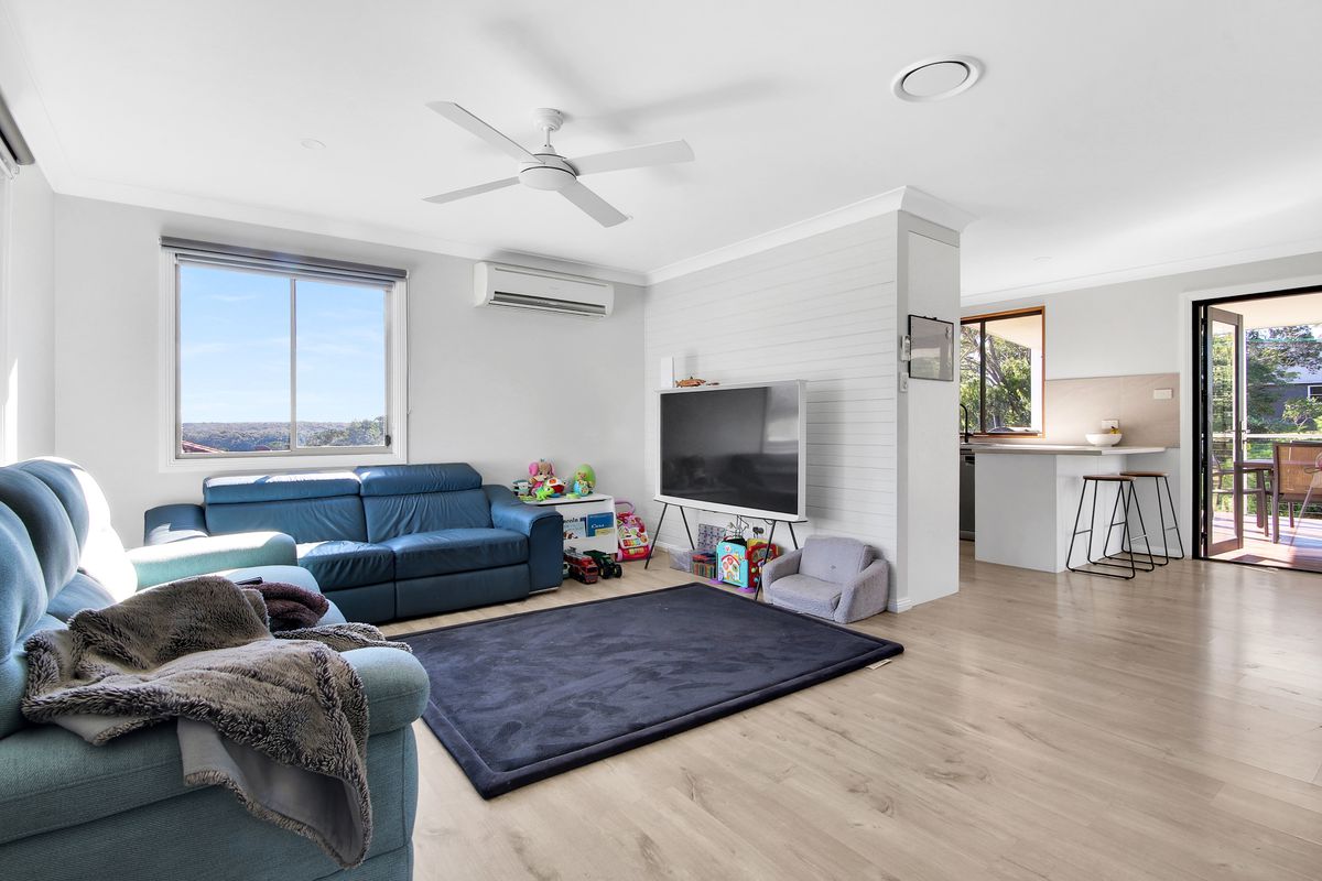 28 Thomson Parade, Dalmeny