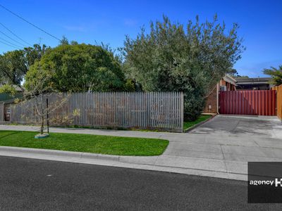 20 Glenbourne Road, Cranbourne