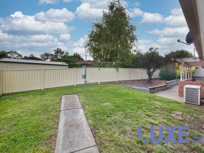 42 Woodfull Loop, Gordon