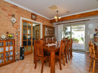 45 McGillivray Crescent, Somerville