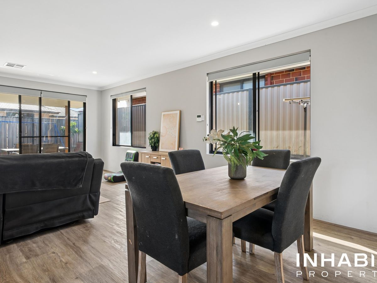 33 Heartwood Boulevard, Whitby