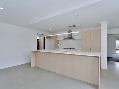 34 Harford Avenue, Viveash