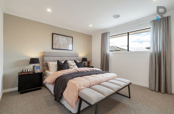 18 Warrnambool Street, Donnybrook