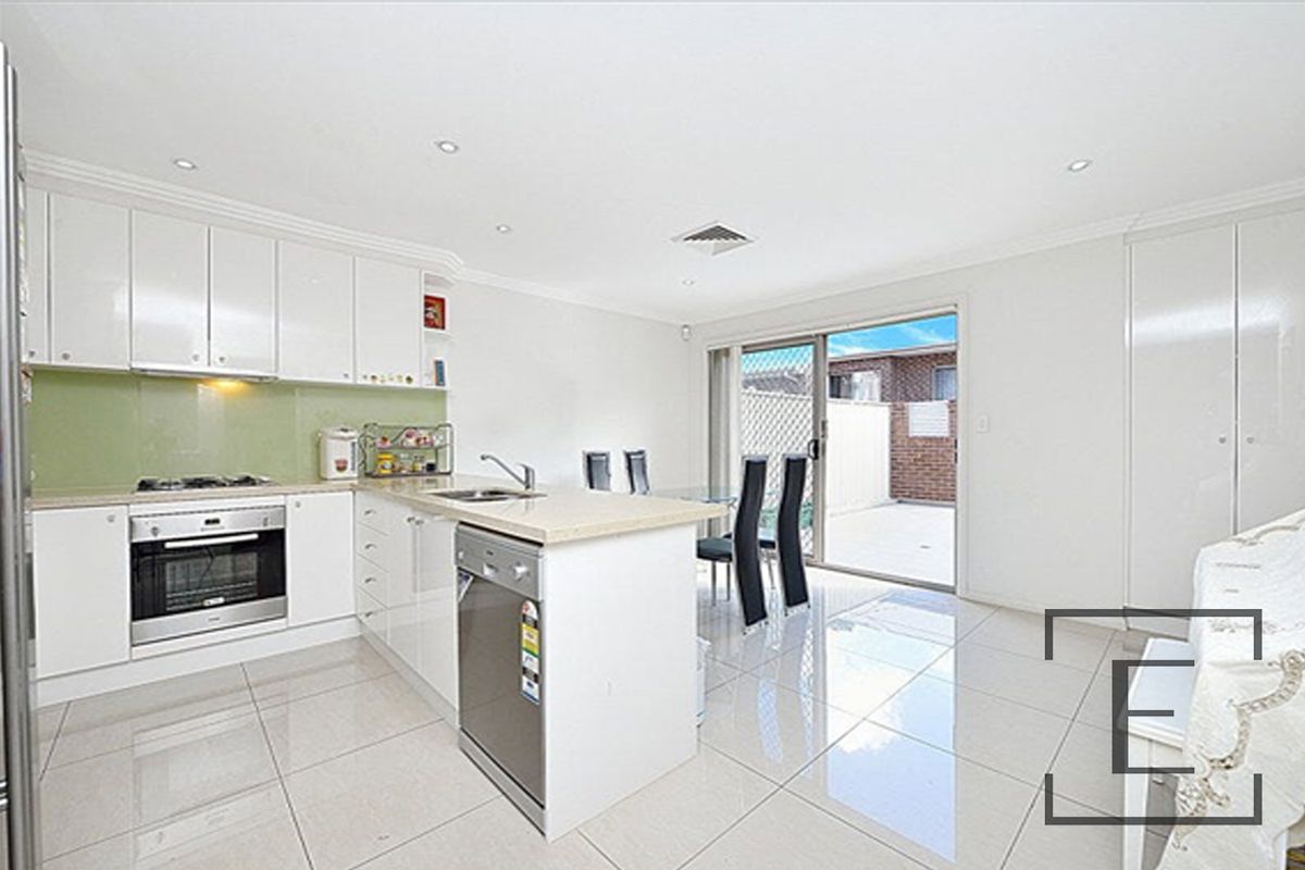 2 / 107-111 Adderton Road, Telopea