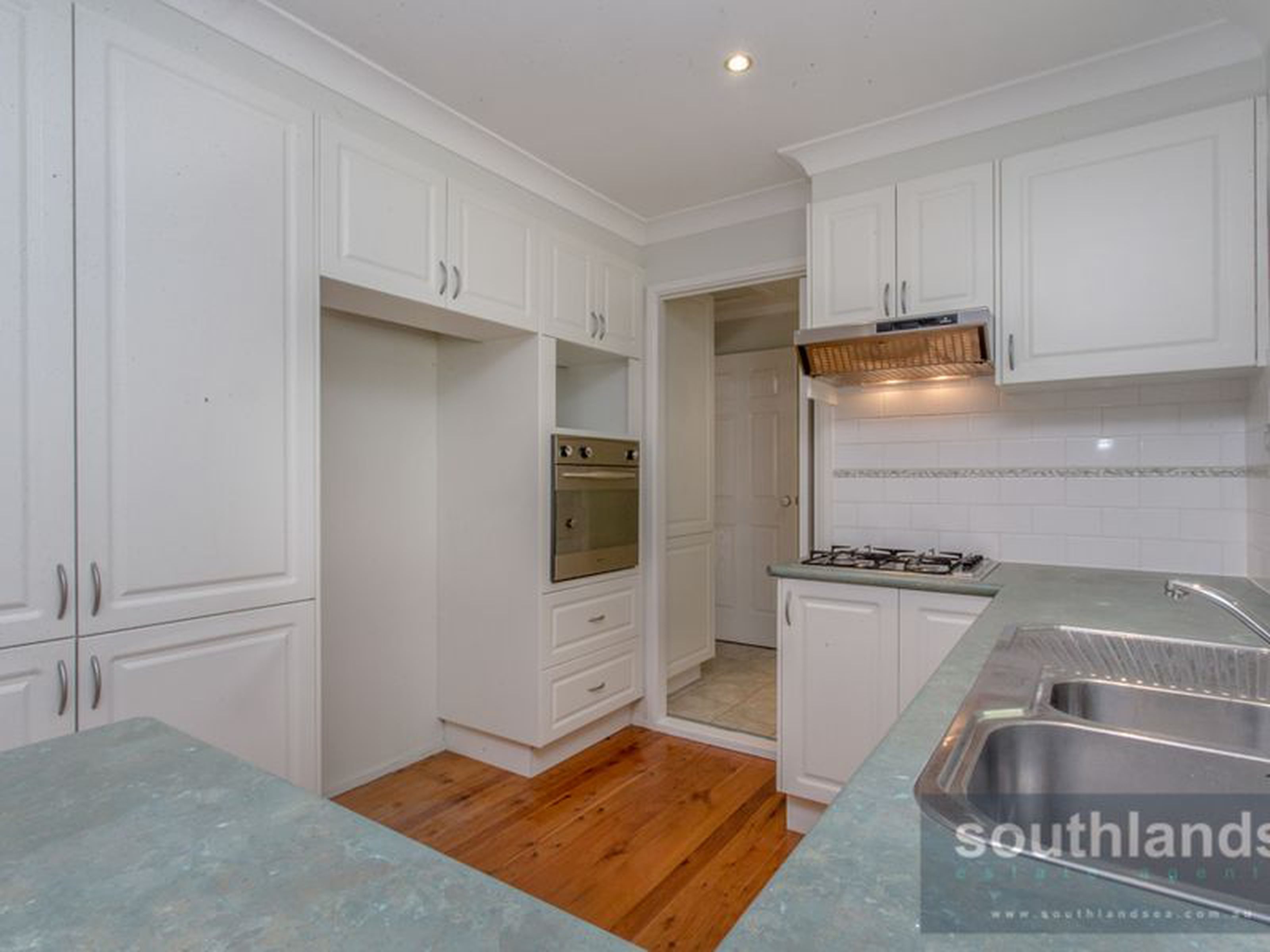 42 Peppermint Crescent, KINGSWOOD