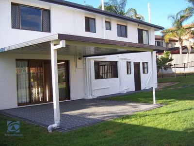 7 Sasha Street, Robertson