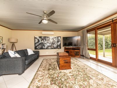 6R Harefield Road, Dubbo
