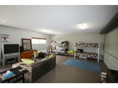 22 Limousin Drive, Lochiel