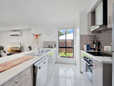 23 Sharp Crescent, Branyan