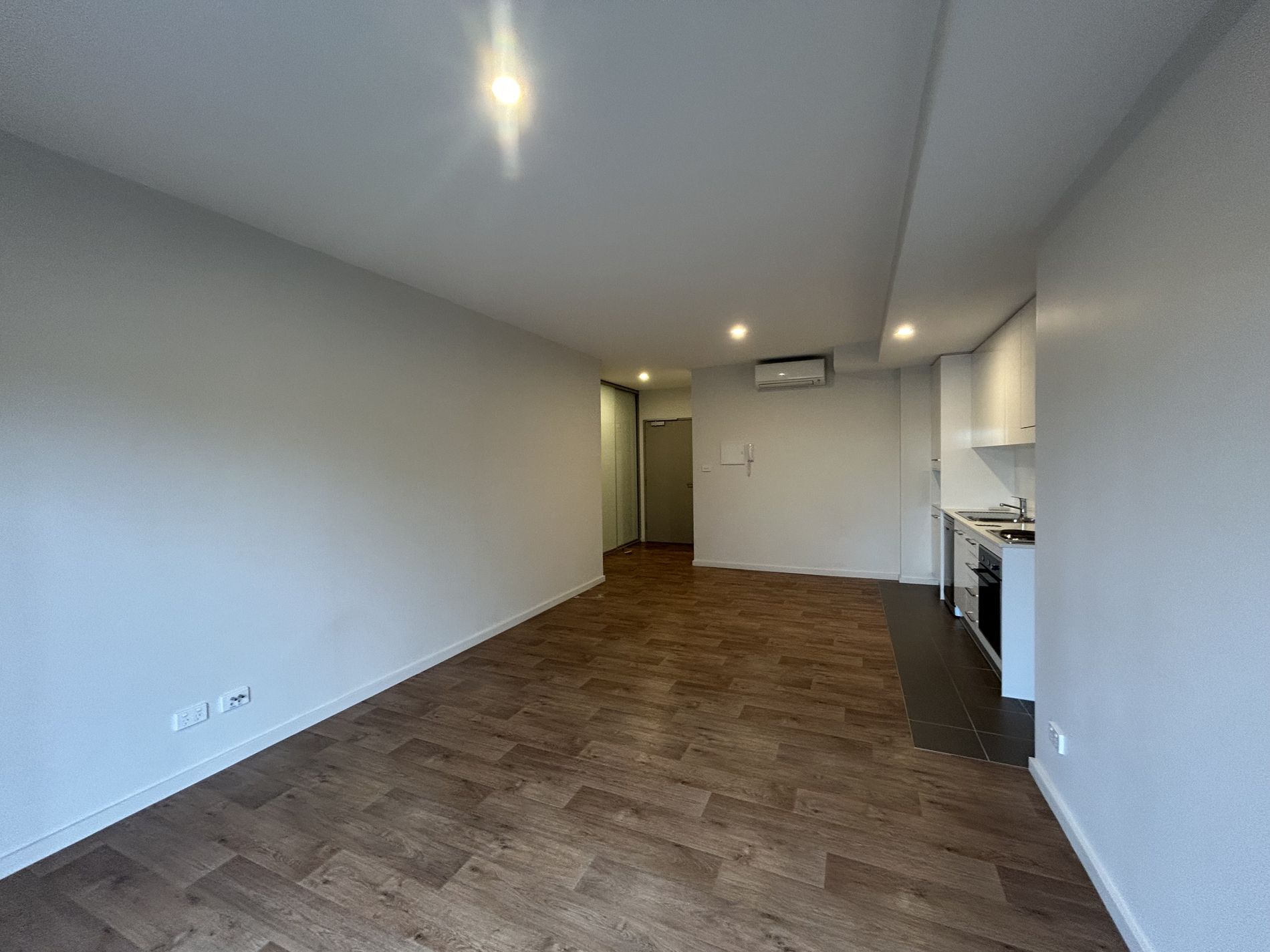 107 / 6-8 Charles Street, Charlestown