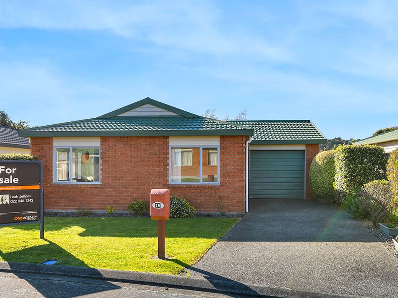 16 Pohutukawa Grove, Titahi Bay