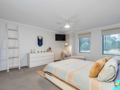 2 Emperor Way, Yanchep
