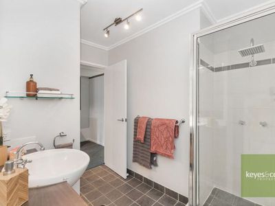 13 / 23-25 Echlin Street, West End