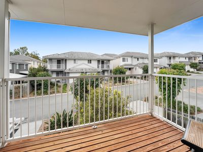 33 / 27 Tequesta Drive, Beaudesert