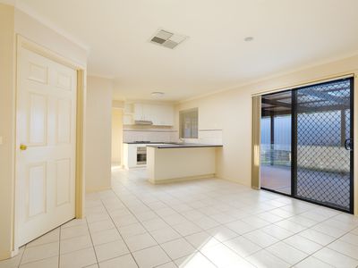 73 NIGHTINGALE AVENUE, Wodonga