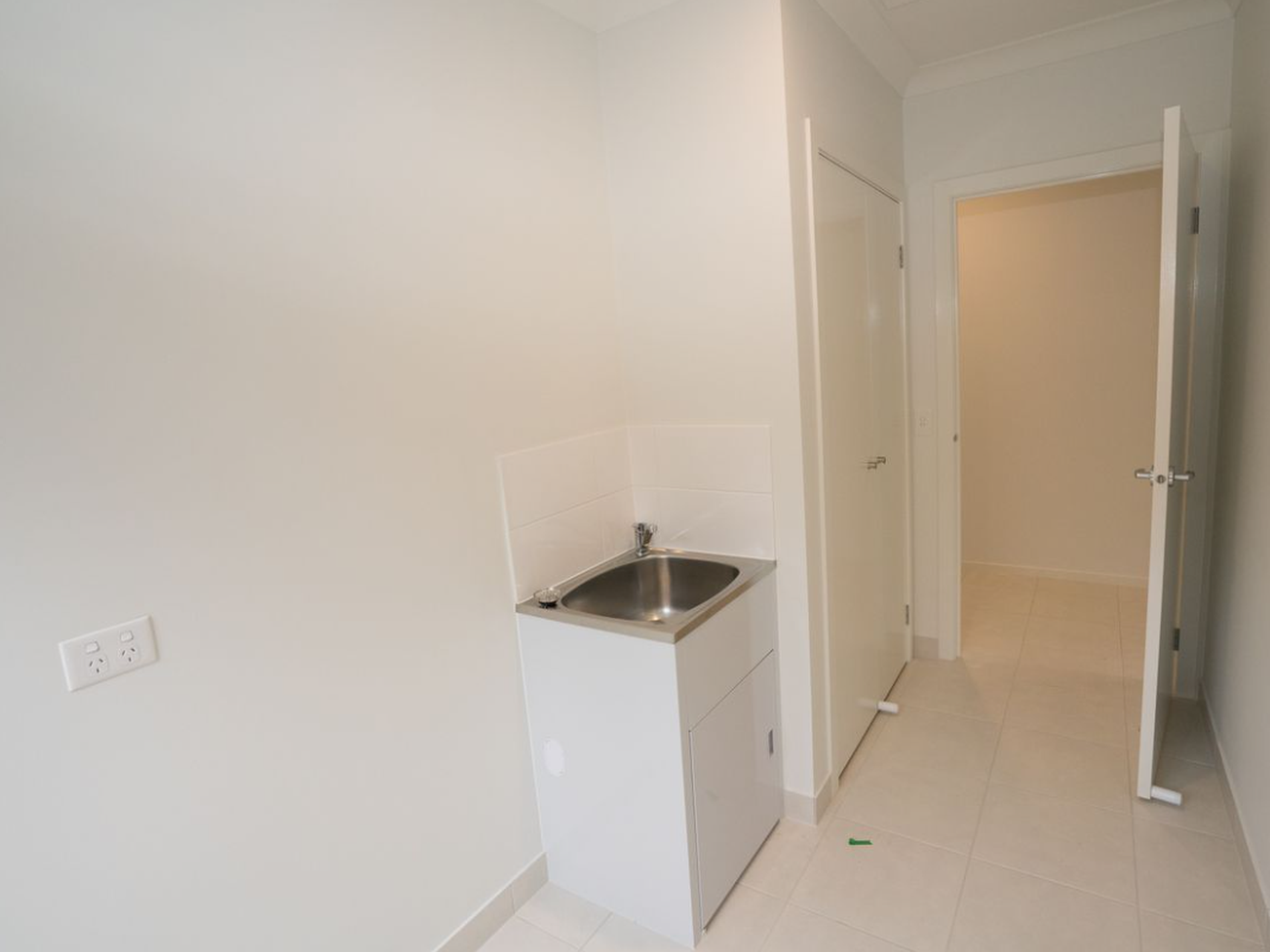 13 Highbury Road, Werribee