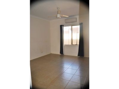 46 Braeside Street, Newman