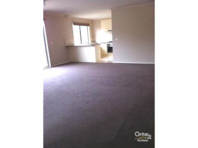32A Pomegranate Way, Pakenham