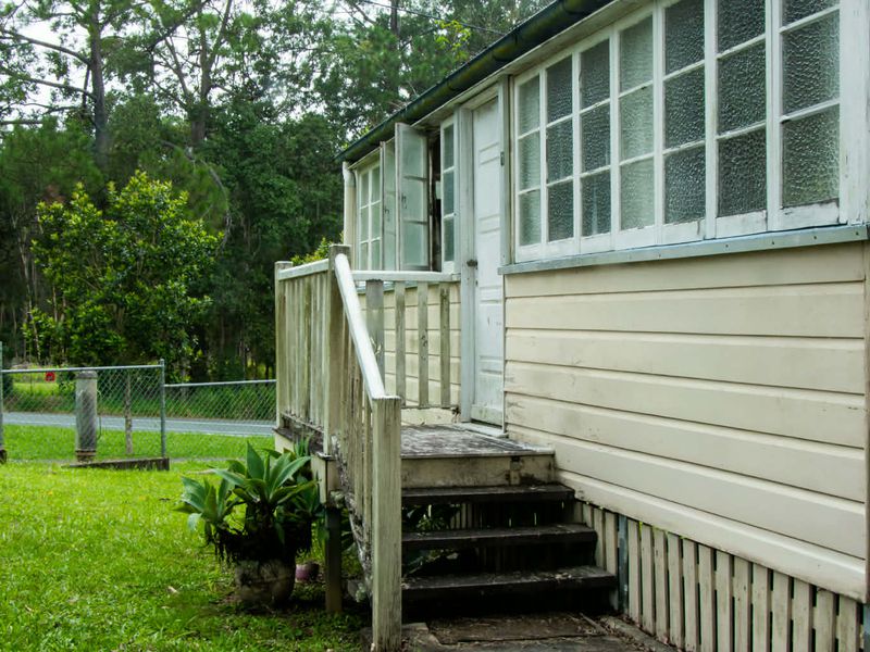 1 Sahara Road, Glass House Mountains