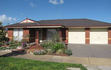 14 Catherine Place, Pakenham