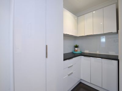 144 Varden Street, Piccadilly