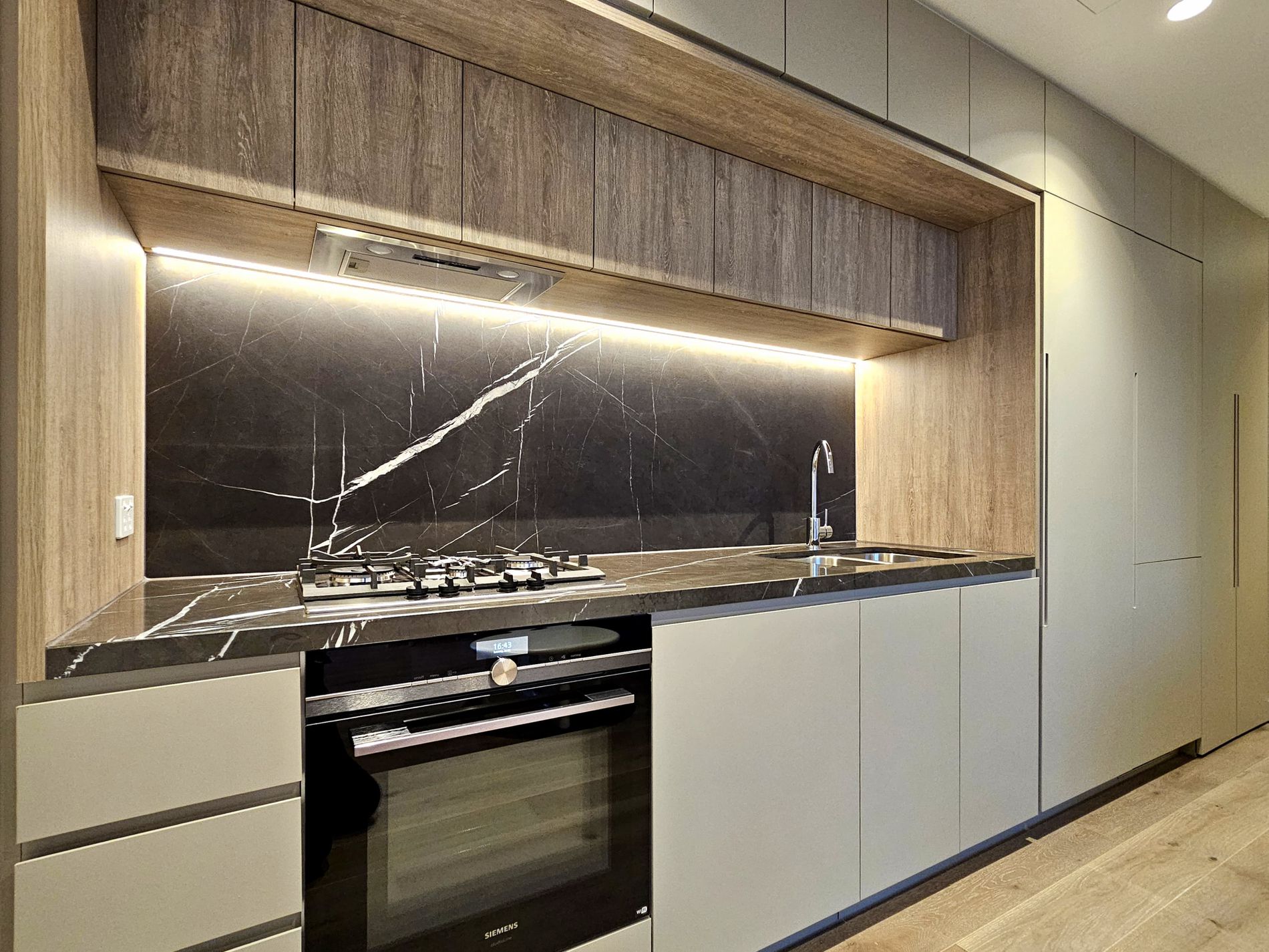 6008 / 648 Lonsdale Street, Melbourne