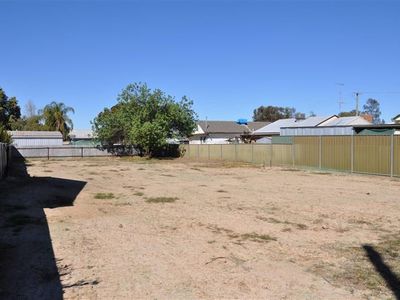 2 Woods Street, Forbes