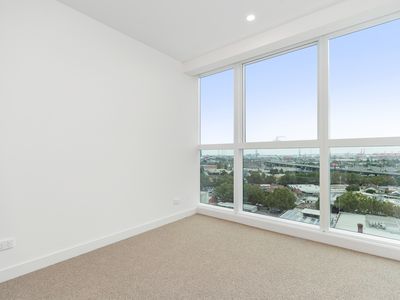 M1204 / 188 Macaulay Road, North Melbourne