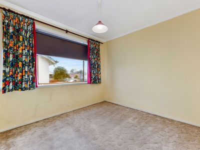 5 West Street , Mount Gambier