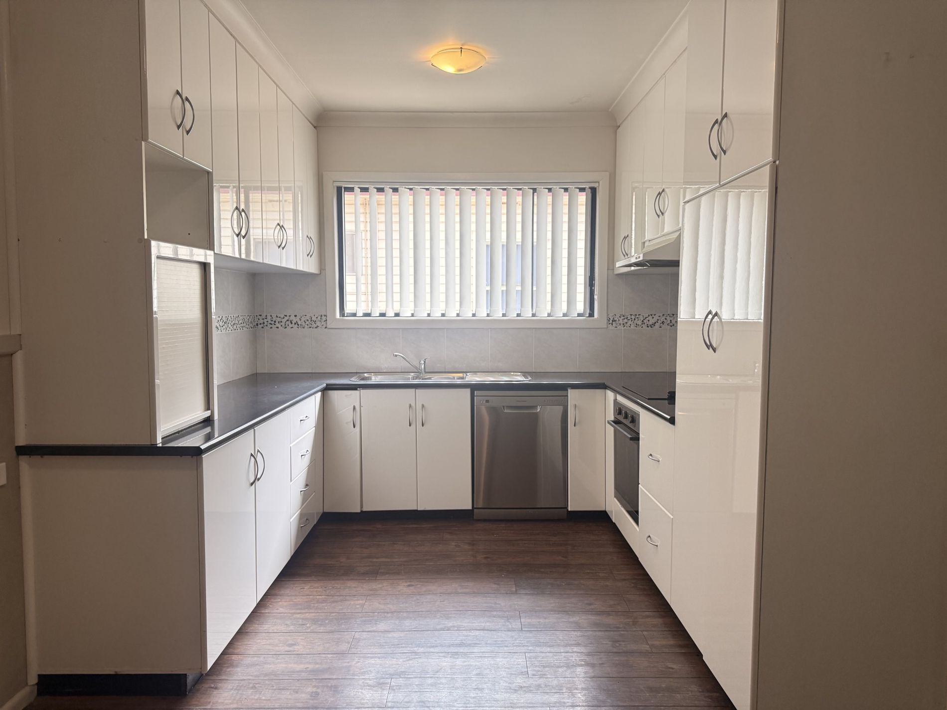 70 Ferry Street , Forbes