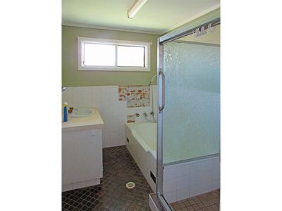 6 Edwin Avenue, Lake Conjola