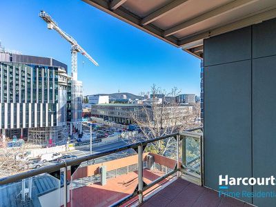 408 / 2 Akuna Street, City