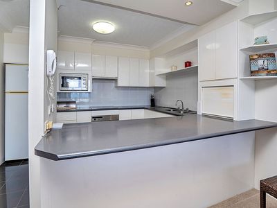 4TH FLOOR / 973 GOLD COAST HWY, Palm Beach