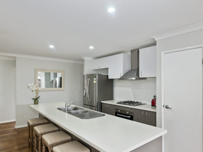 4 Riverland Drive, Ellenbrook