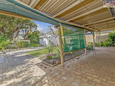 15 Amcer Rise, Stratton